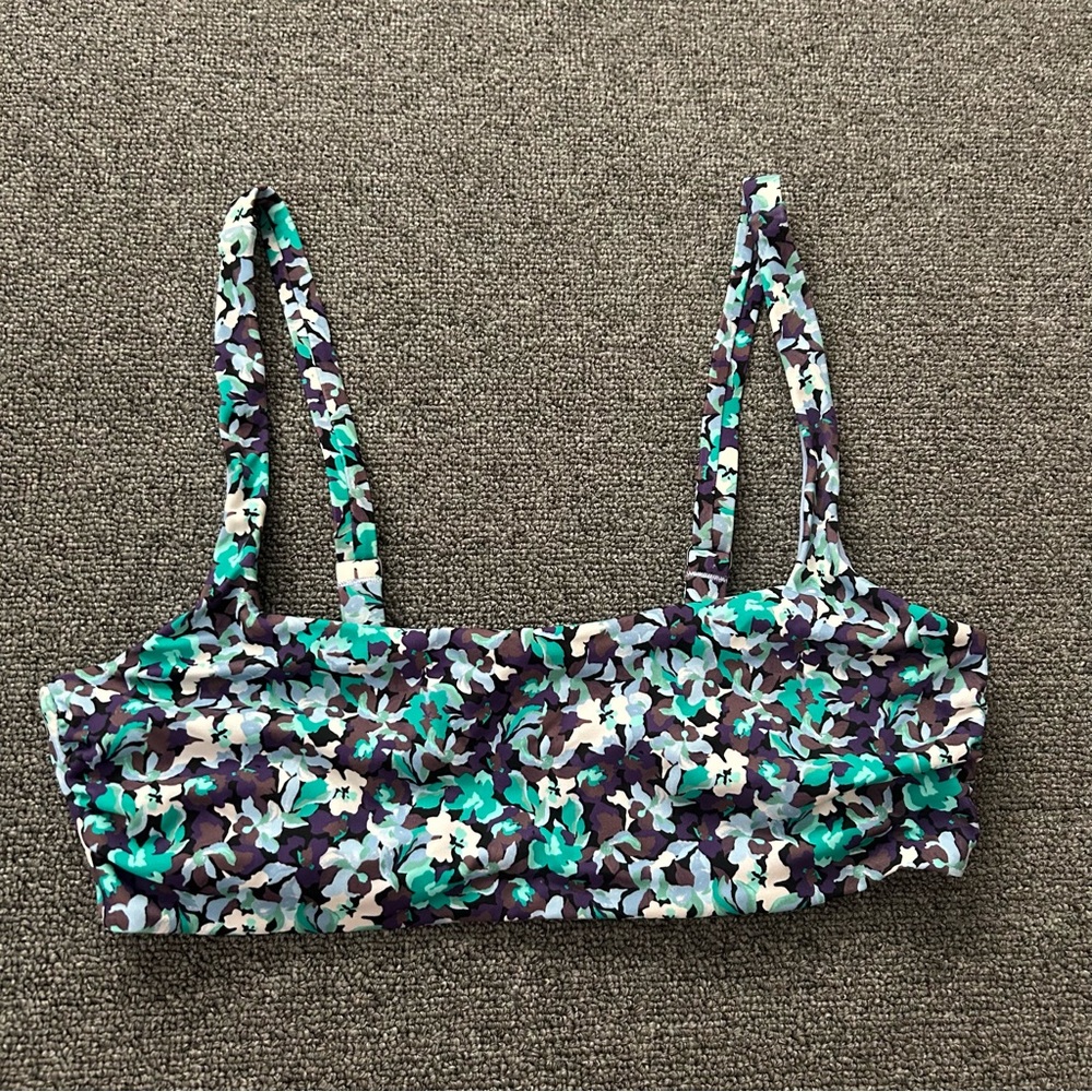 Athleta Floral Print Square Neck Bikini Top Size 36B/C Underwire Blue Teal